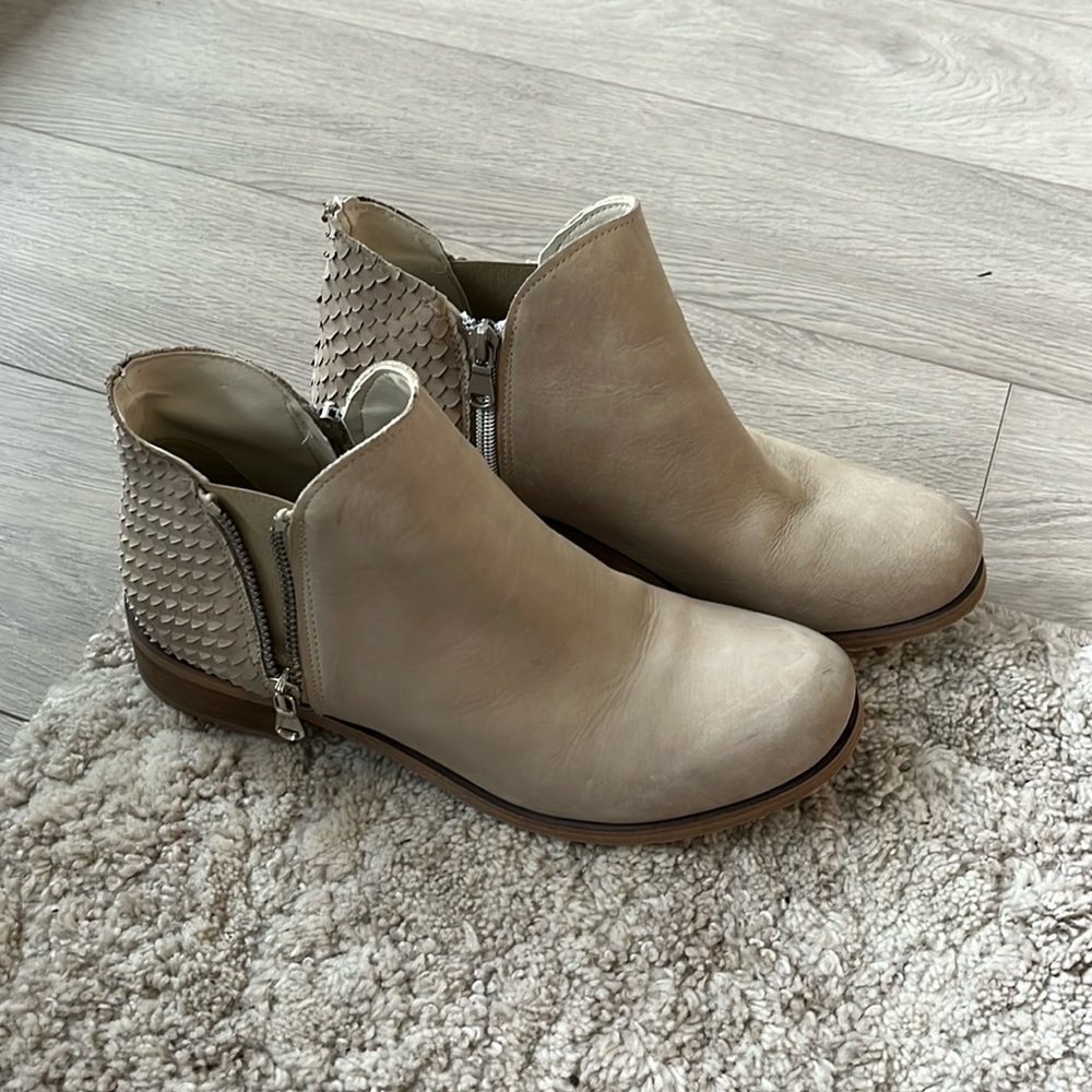 Women’s Italian Booties